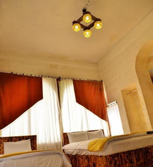 اتاق لوکس, Karagül