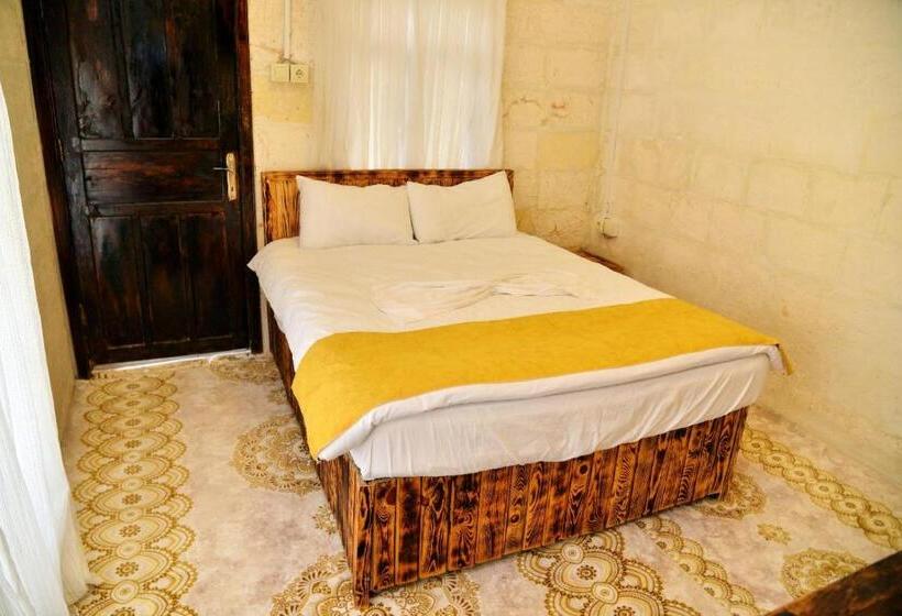 اتاق استاندارد با تخت بزرگ, Karagül