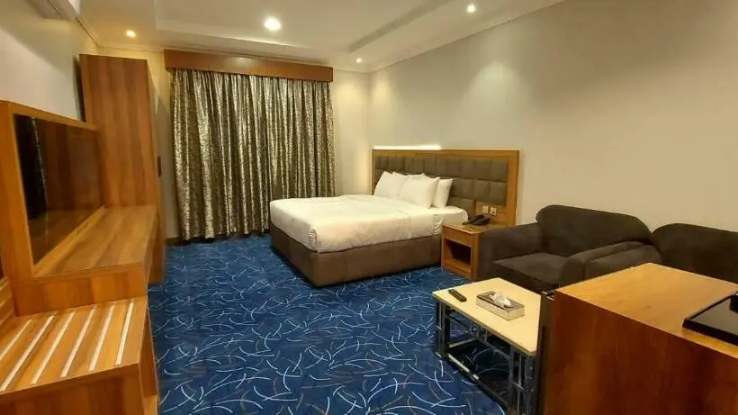 Perhestudio, Almasem Serviced Apartments  Exit 5