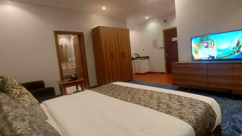 Семейное Студио, Almasem Serviced Apartments  Exit 5