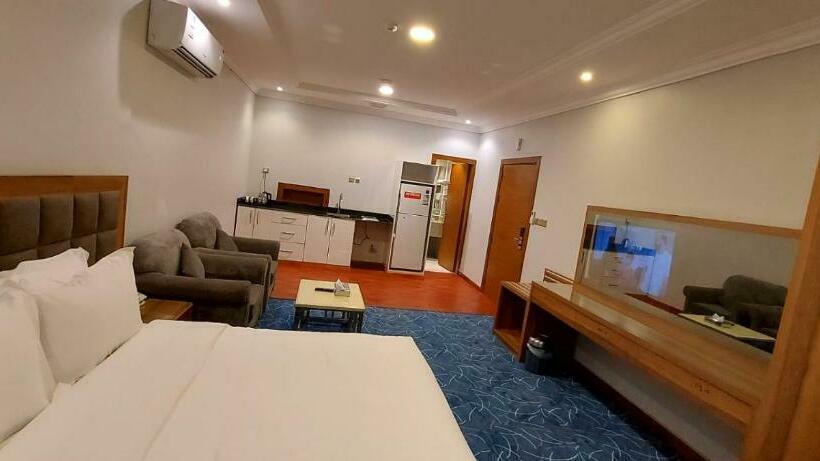 Семейное Студио, Almasem Serviced Apartments  Exit 5