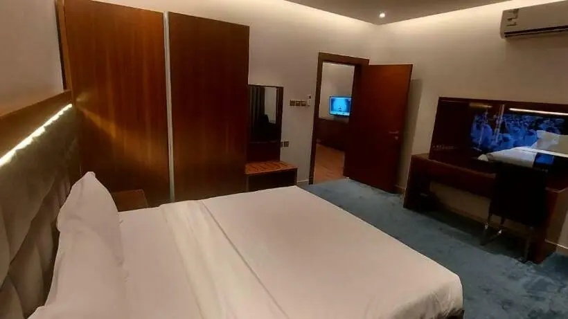 Huoneisto 1 Makuuhuone, Almasem Serviced Apartments  Exit 5