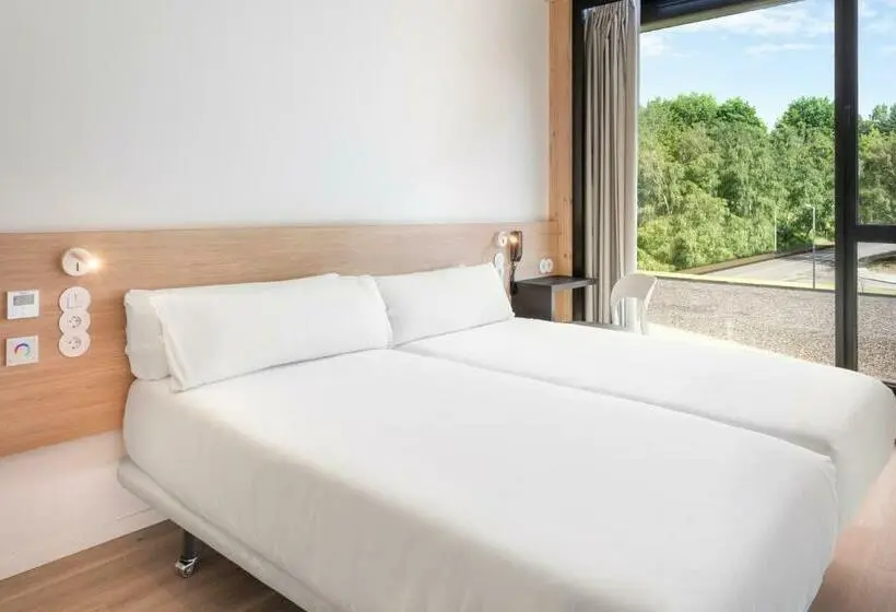 اتاق استاندارد, B&b Hotel Guimarães