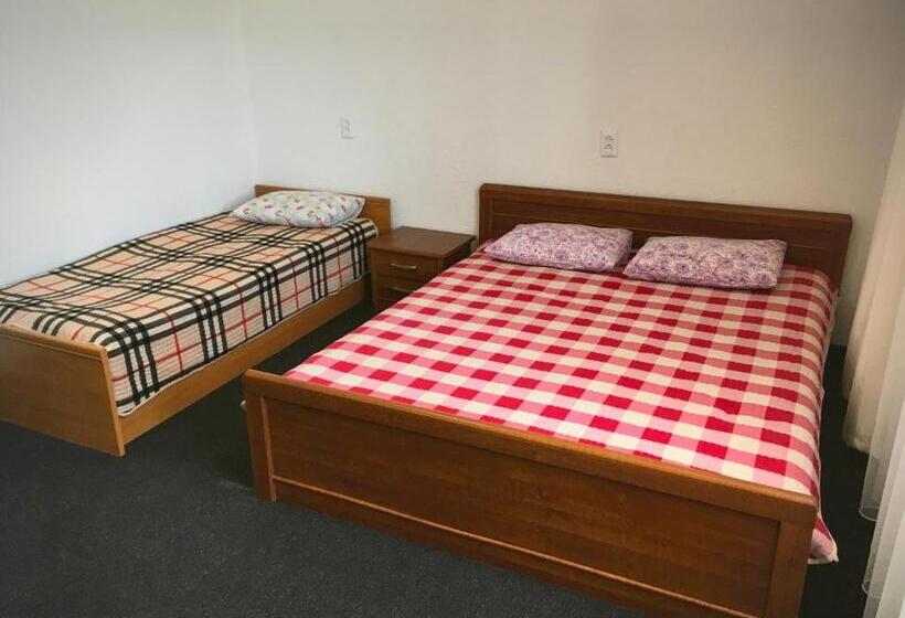 اتاق استاندارد سه نفره, гостевой дом крылья