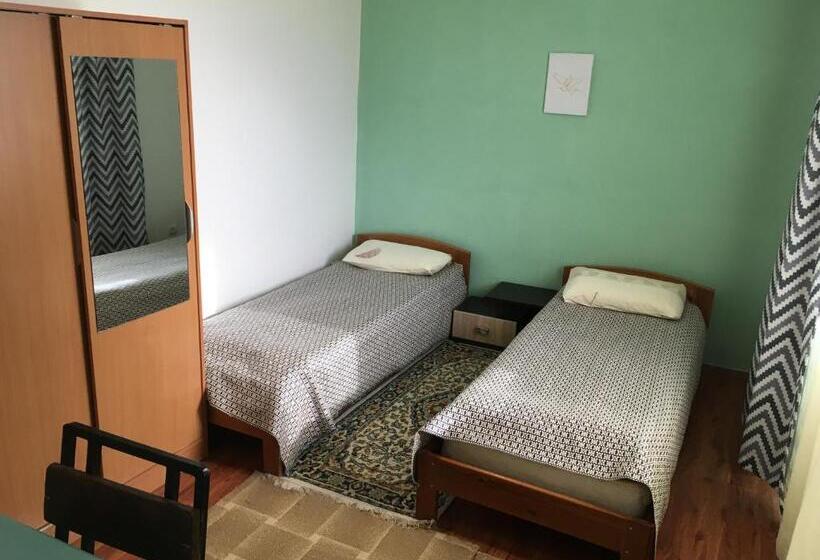 اتاق استاندارد با تراس, гостевой дом крылья