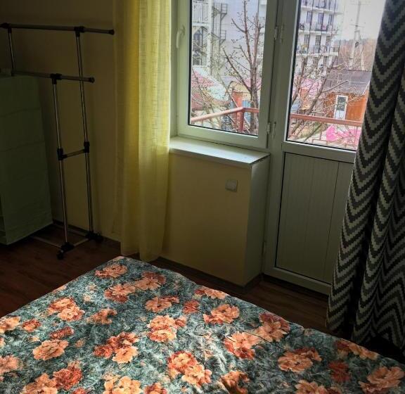 اتاق استاندارد با بالکن, гостевой дом крылья