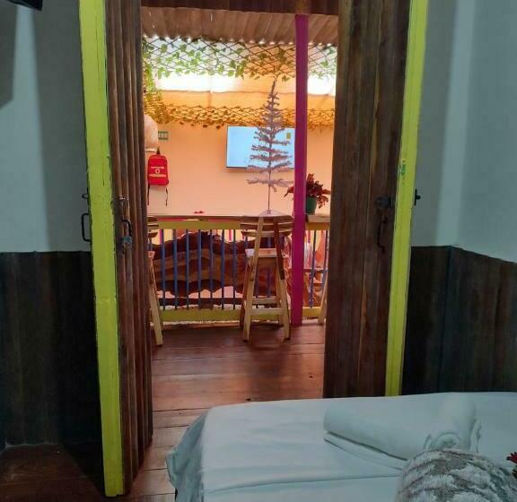 패밀리 룸, Hostal Casa Madrigal