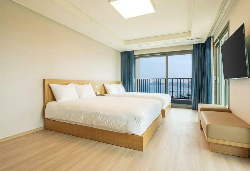 Habitación Premium Vista al Mar., Sokcho I Park Suite Hotel & Residence