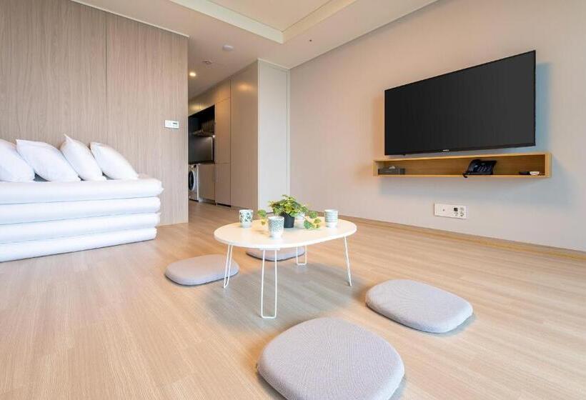 חדר דלוקס צדדי נוף לים, Sokcho I Park Suite Hotel & Residence
