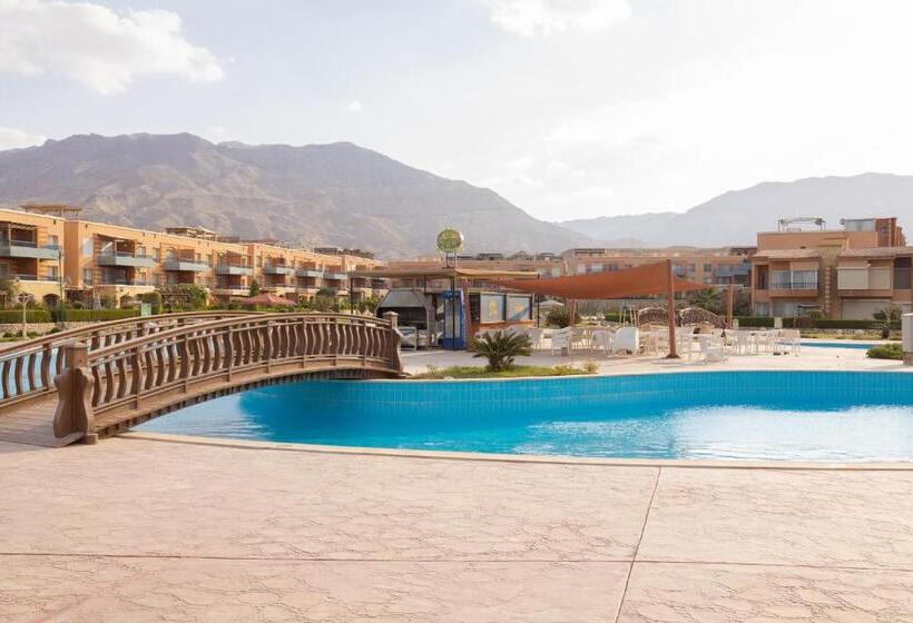 آپارتمان 1 خوابه با چشم‌انداز استخر, شاليه 3 غرف قريه بلومار الدوم عاءلات