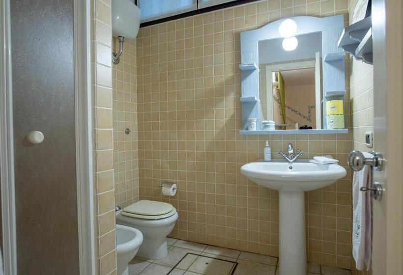 Семейный Номер, B&b At Durrueli S