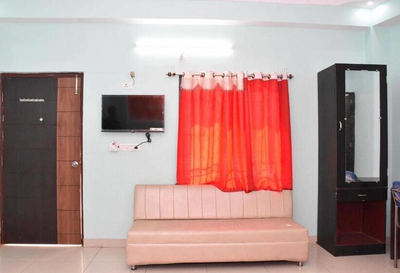 חדר קלאסי לשלושה, Oyo 81183 Surbhi Guest House