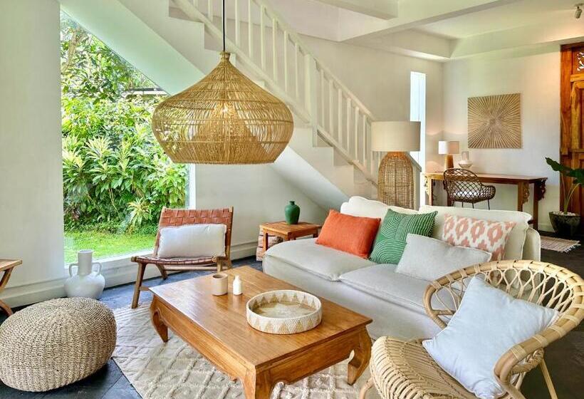 Дом 2 Спальни, The White Villas Ubud