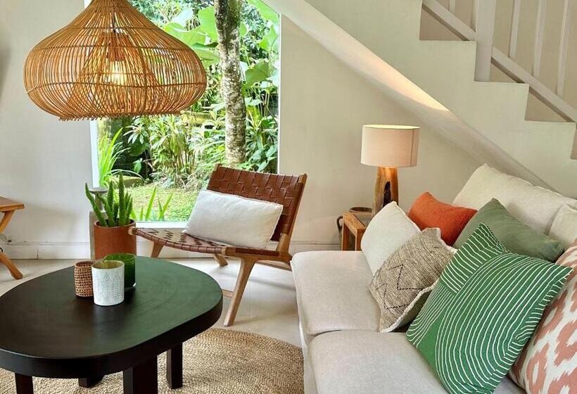 Дом 2 Спальни, The White Villas Ubud