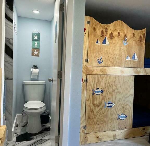 Cama em Quarto Compartilhado, Blue Little Havana