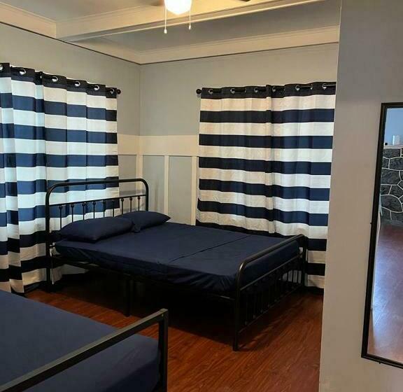 חדר סטנדרט, Blue Little Havana