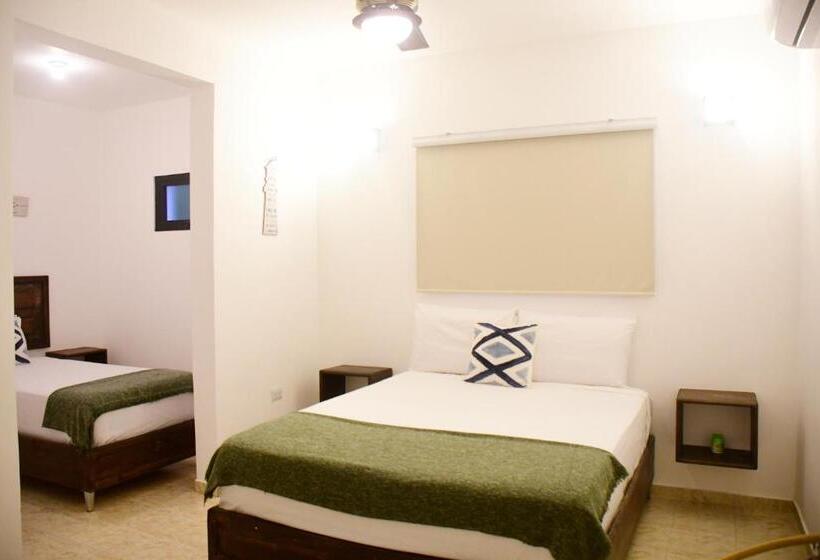 اتاق لوکس, Hostal Marina Samana