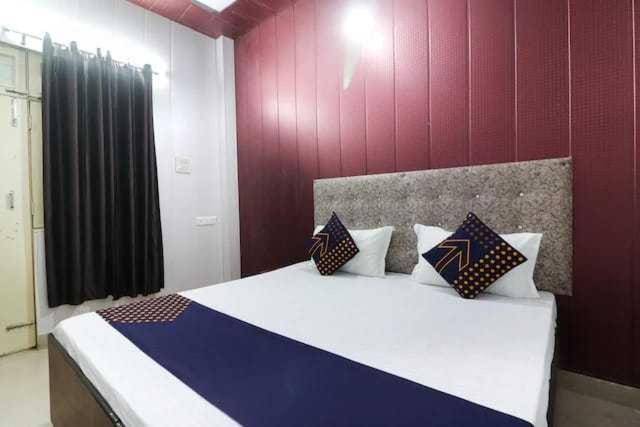 トリプルクラシックルーム, Oyo 81194 Aradhya Residency