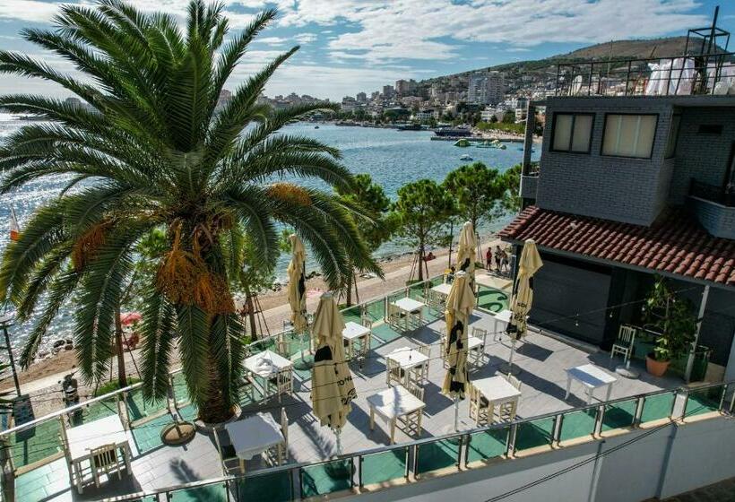 Triple Room Sea View, Summer