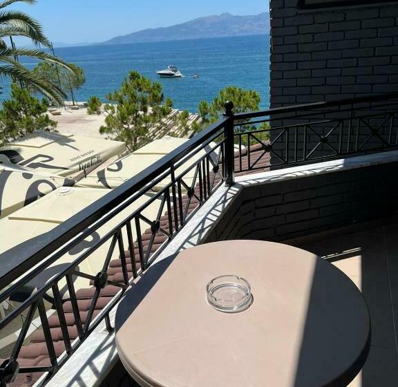 サイドオーシャンビュースタンダードルーム, Summer