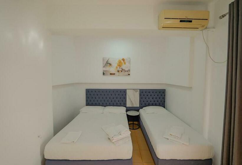 Triple Room Sea View, Summer