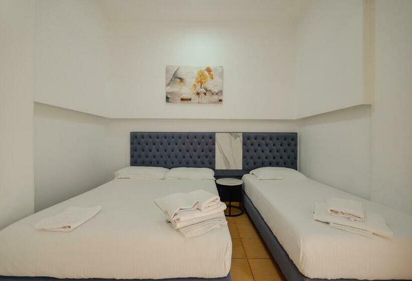 Triple Room Sea View, Summer