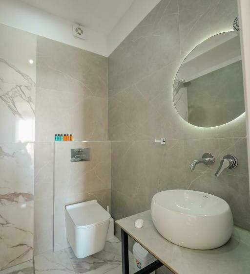 Triple Room Sea View, Summer