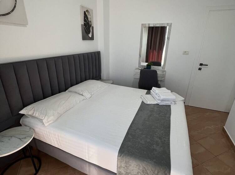 オーシャンビュースタンダードルーム, Summer