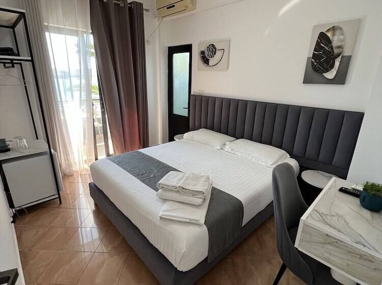 オーシャンビュースタンダードルーム, Summer