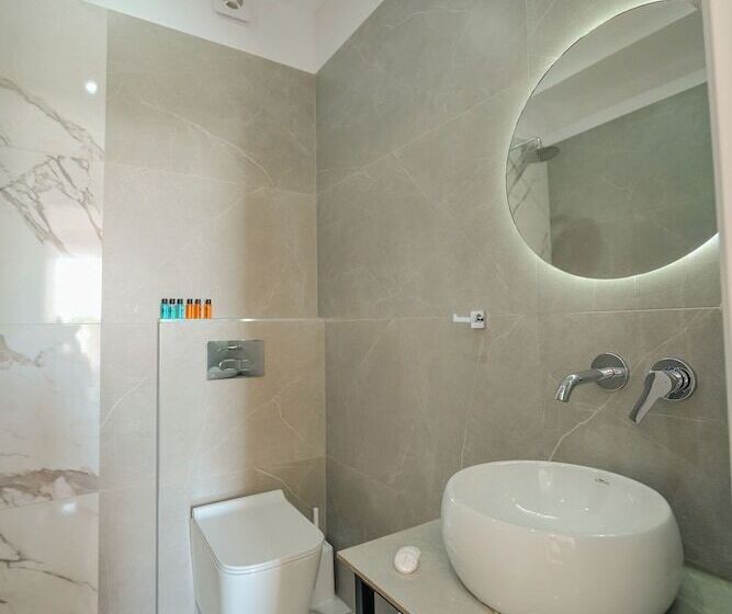 Triple Room Sea View, Summer