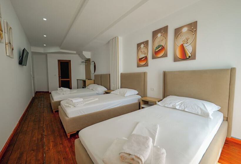 景色の見えるスタンダード４人部屋, Summer