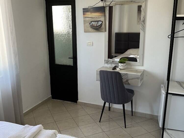 サイドオーシャンビュースタンダードルーム, Summer