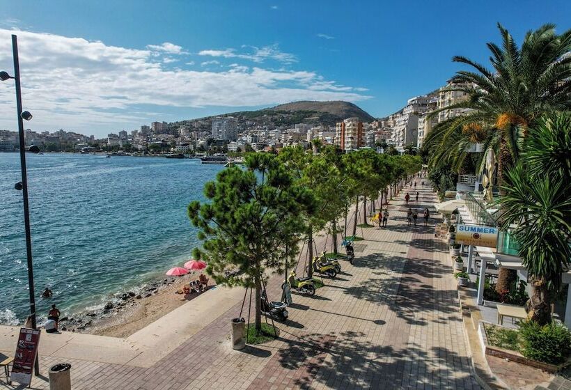 Triple Room Sea View, Summer