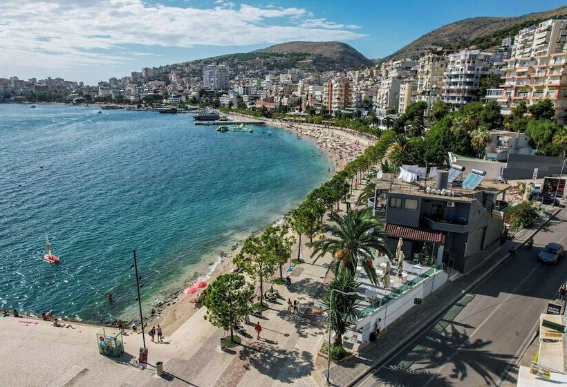 Triple Room Sea View, Summer