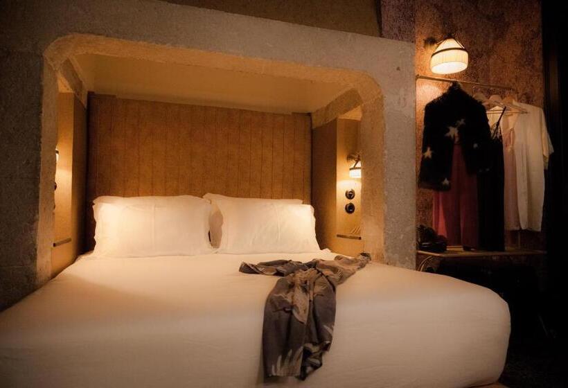 اتاق استاندارد, Pensão Amor Madam S Lodge