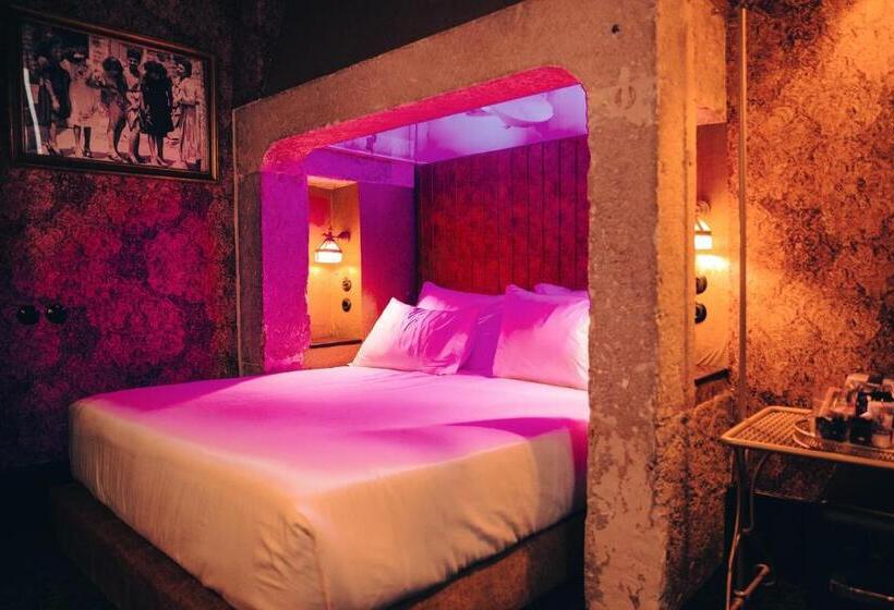 اتاق استاندارد, Pensão Amor Madam S Lodge