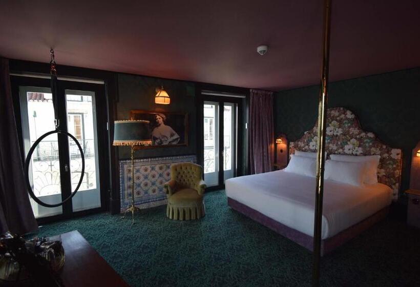 اتاق استاندارد با تخت بزرگ, Pensão Amor Madam S Lodge