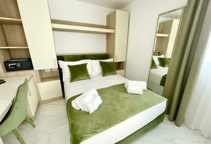اتاق اکونومی, Grotta Saracena Resort