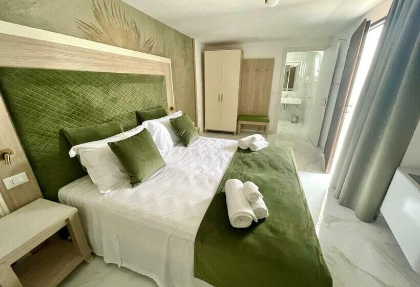 デラックスルーム, Grotta Saracena Resort