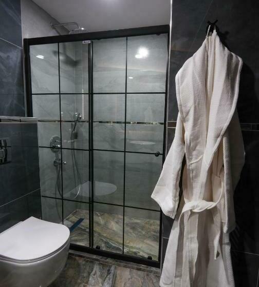 חדר סופריור, Kurucesme Business