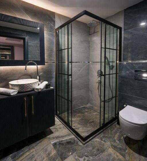 スーペリアールーム, Kurucesme Business