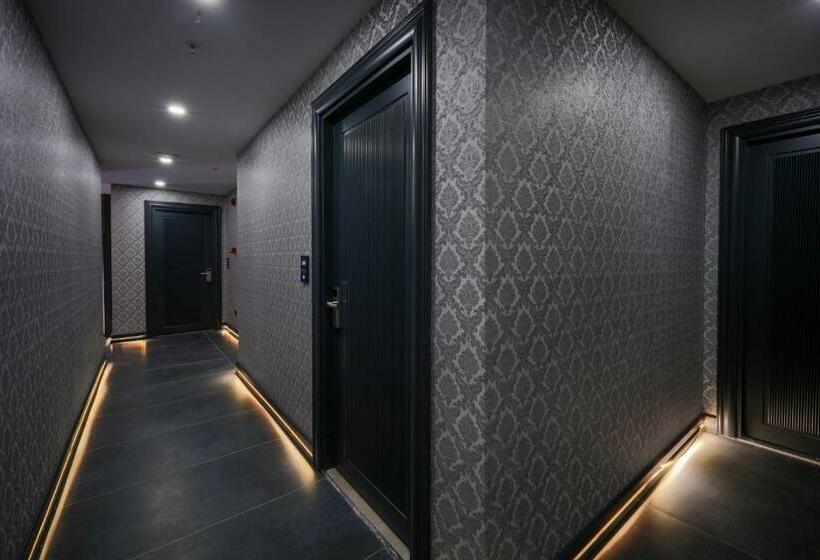 スーペリアールーム, Kurucesme Business