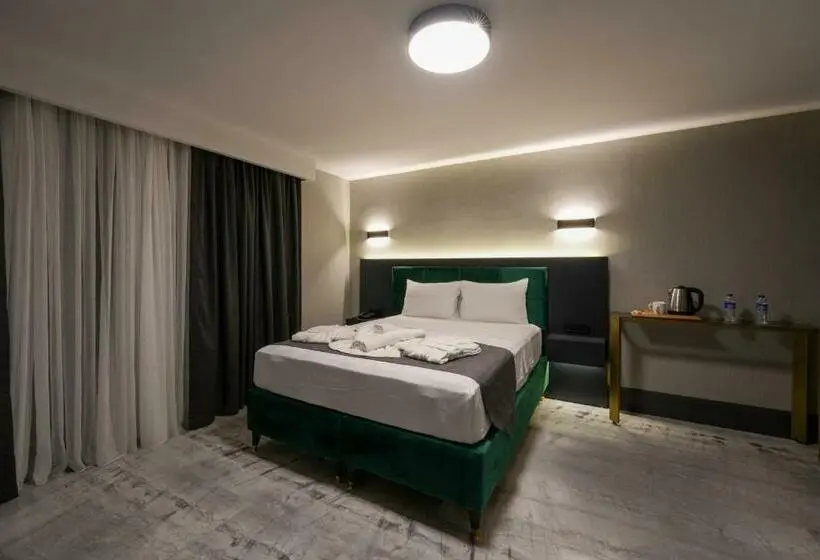 デラックスルーム, Kurucesme Business
