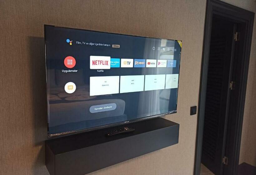חדר דלוקס, Kurucesme Business