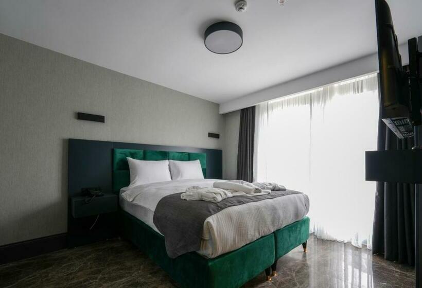 スタンダードルーム, Kurucesme Business