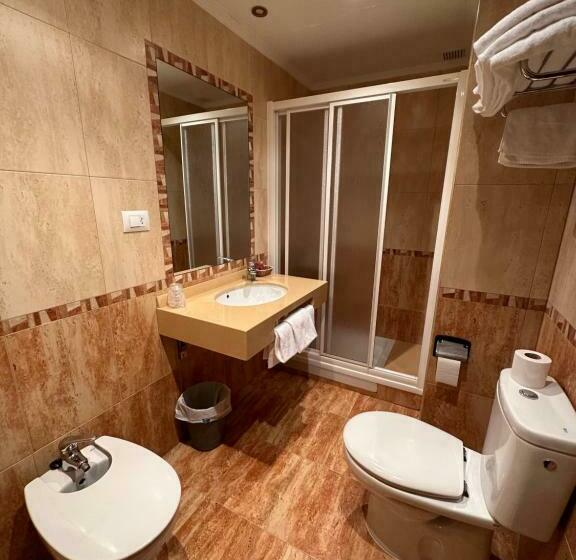 标准三人间, Hostal El Chocolatero