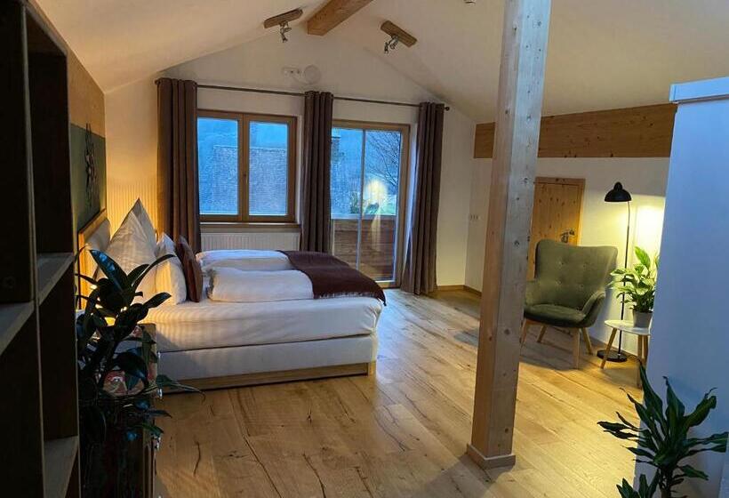 带阳台的豪华间, Bergsteiger Hotel Grüner Hut