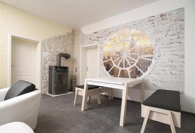 جناح ديلوكس, Designpension Idyll Nr2 Hotel Garni