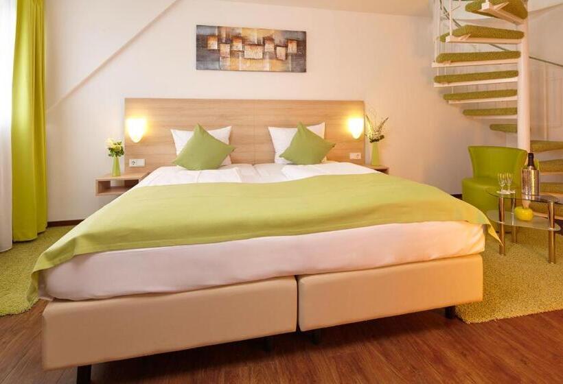 اتاق خانوادگی, Ante Porta Das Stadt