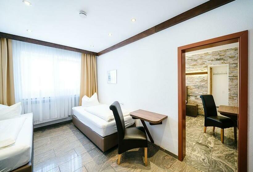 חדר משפחתי מקשר, Central City